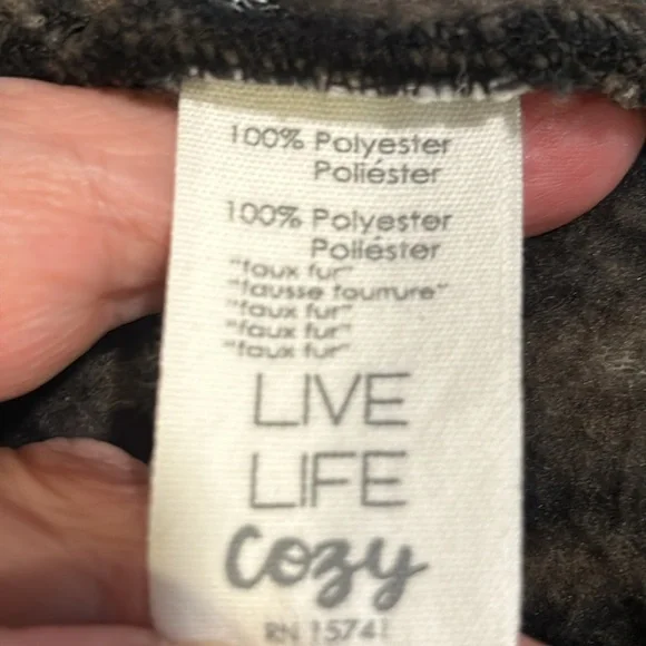 P.J.Salvage Faux Fur Jacket / Coat Size Medium - Picture 13 of 15
